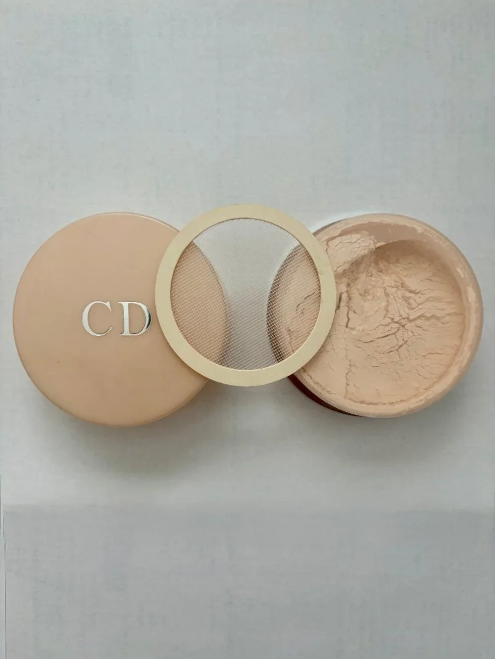 4 VINTAGE CHANEL, DIOR, LANCÔME LOOSE POWDERS BUNDLE